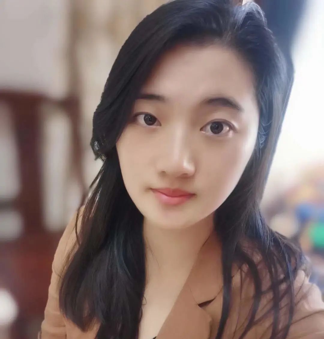 何艳艳