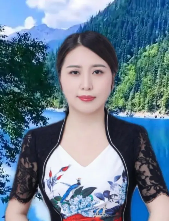 彭丽娜